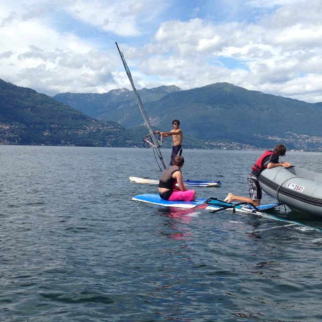  Una lección en medio del lago 